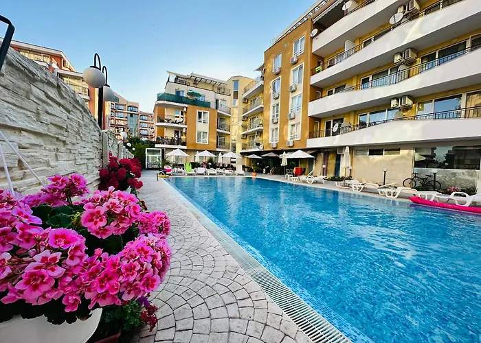 Blue Marine - Daneli Сонячний Берег